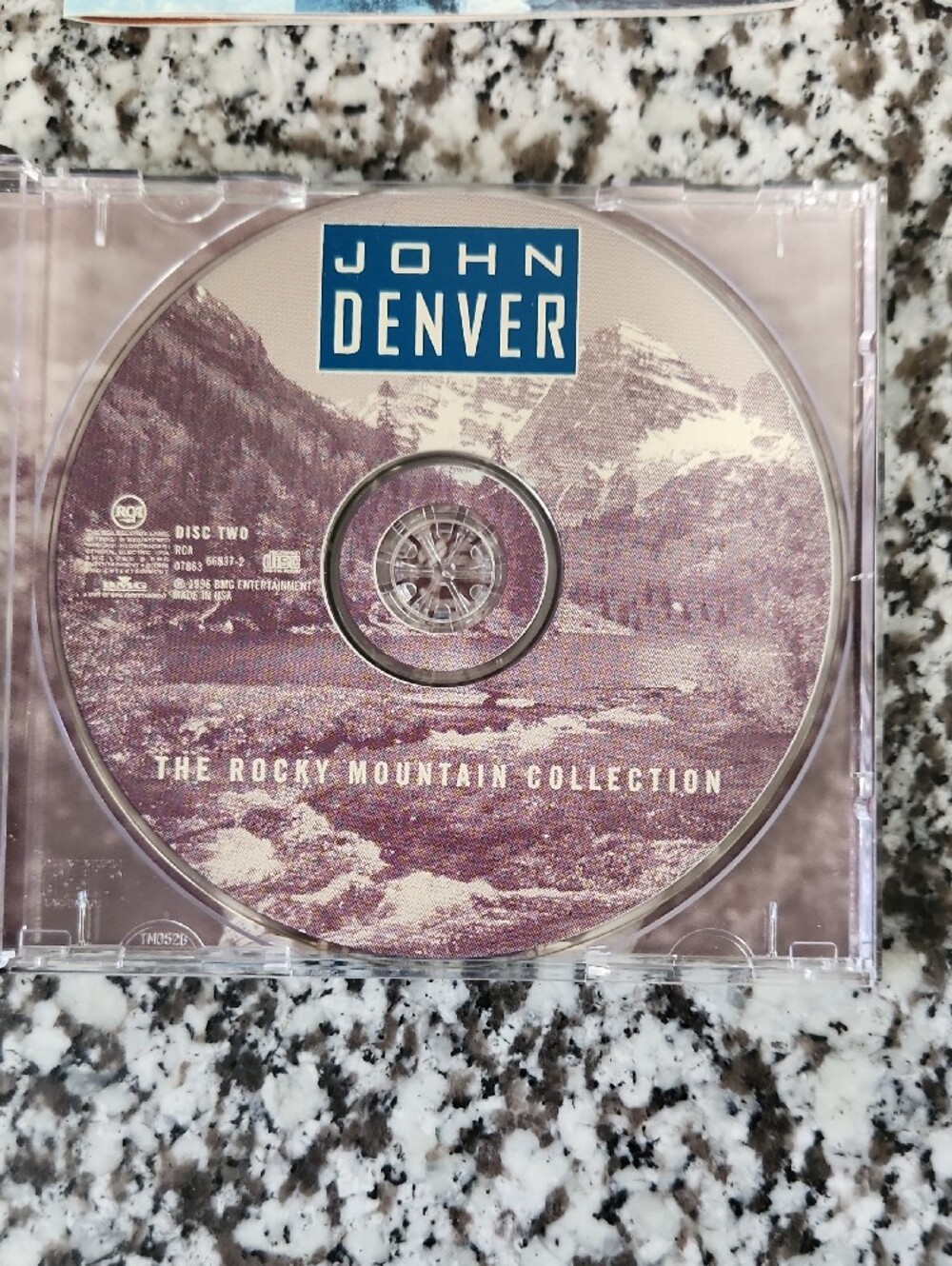 John Denver The Rocky Mountain Collection 2 Disc CD Set Autobiography Booklet - Picture 5 of 9